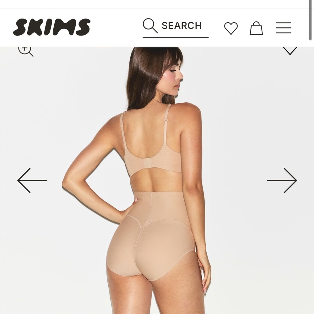 SKIMS SKIMS BODY CORE SCULPT BUTT LIFTING BRIEF | CLAY